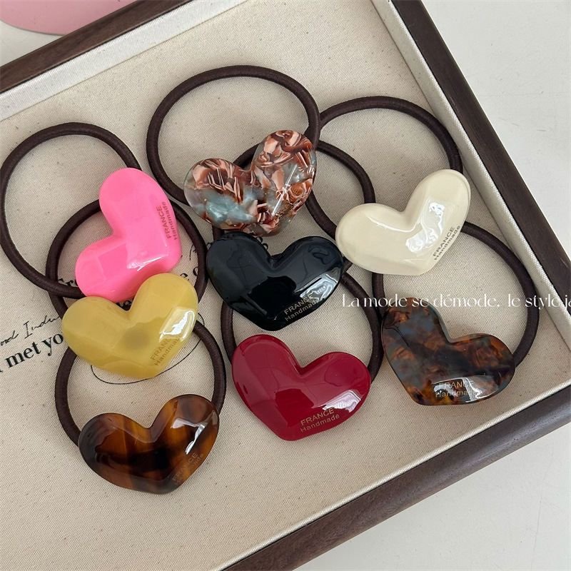 Leatherwork Pony - Acetic Acid Great Love Basic Leather